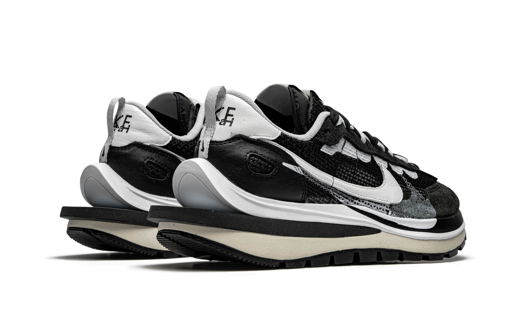 NIKE VaporWaffle Sacai - Black White