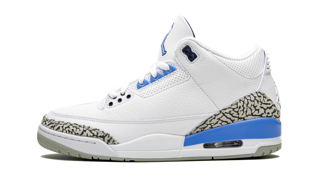 Air Jordan 3 Retro UNC