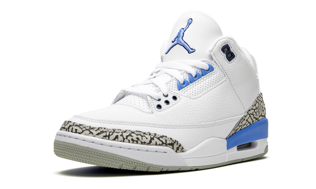 Air Jordan 3 Retro UNC