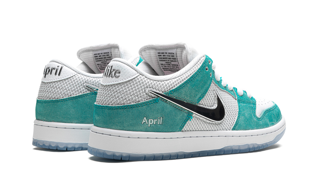 NIKE SB Dunk Low Pro QS April Skateboards