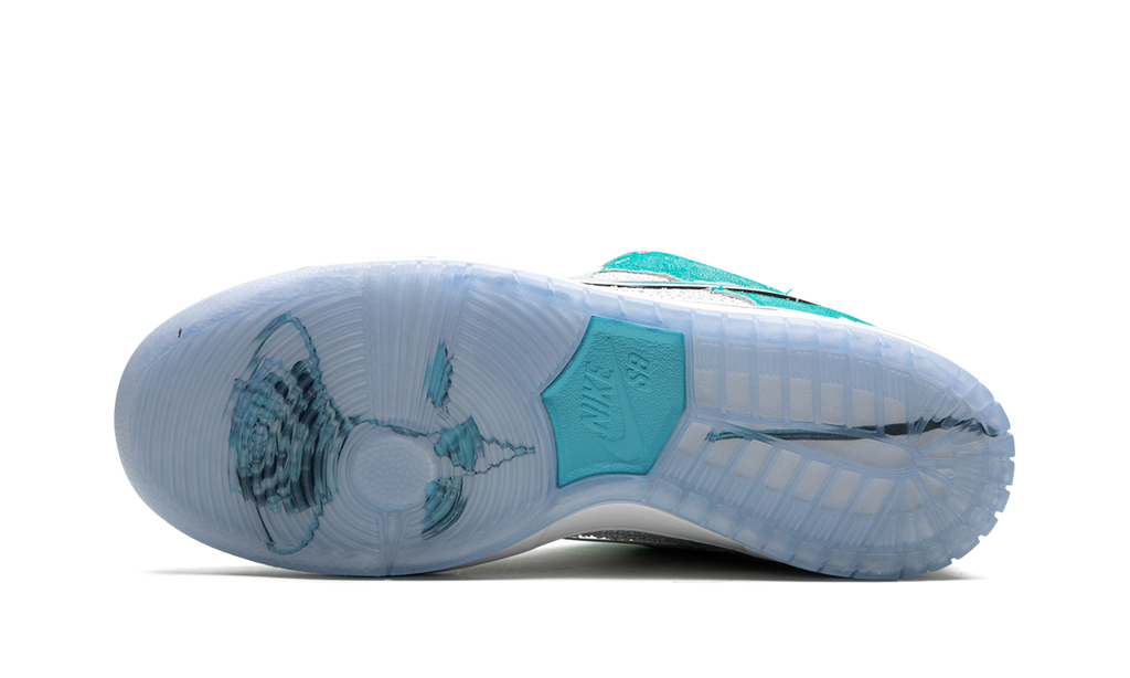 NIKE SB Dunk Low Pro QS April Skateboards